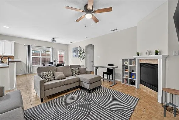 154B Castleridge Dr #B — Photo 19