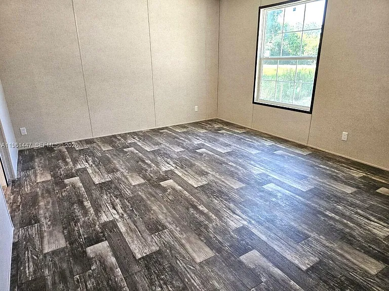 881 Woodland Blvd #0 — Photo 14