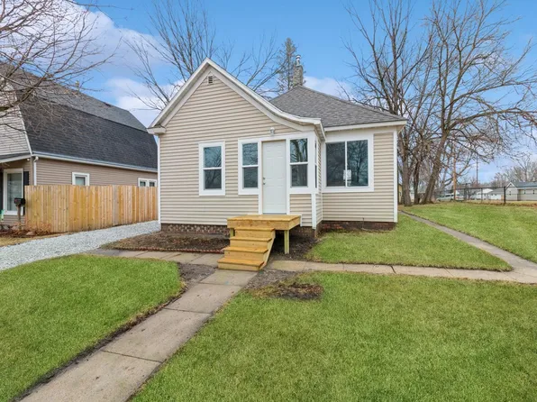 211 16th St, Boone, IA 50036