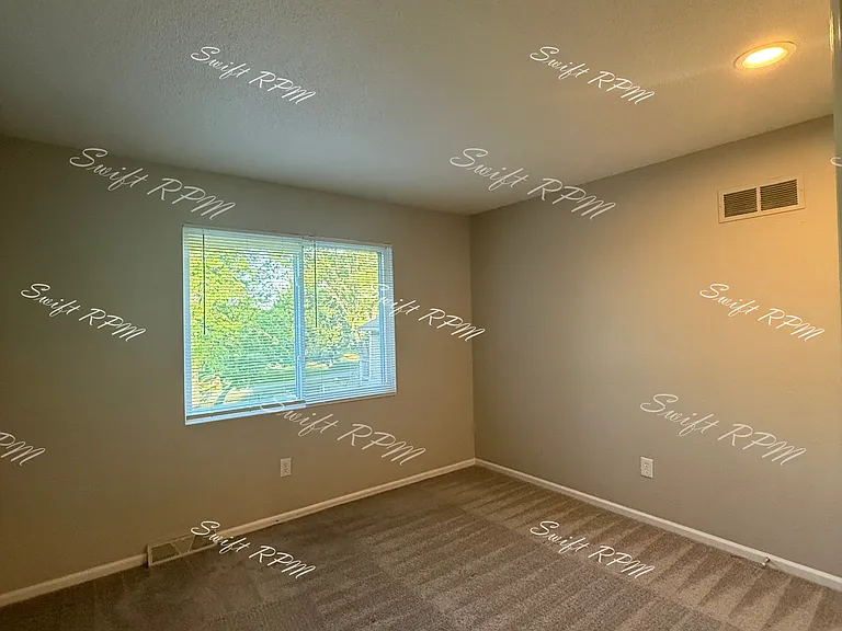 819 E Sheridan St #1 — Photo 8