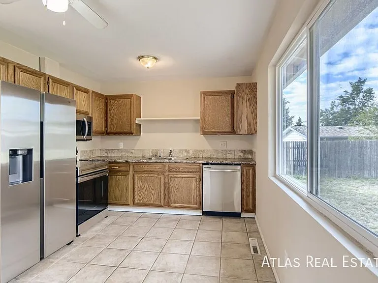 110 Tulane St — Photo 3
