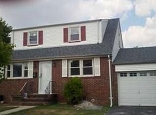 691 2nd St, Secaucus, NJ 07094