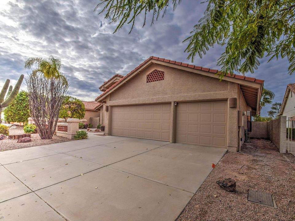 1st image of 25830 S Ribbonwood Dr
