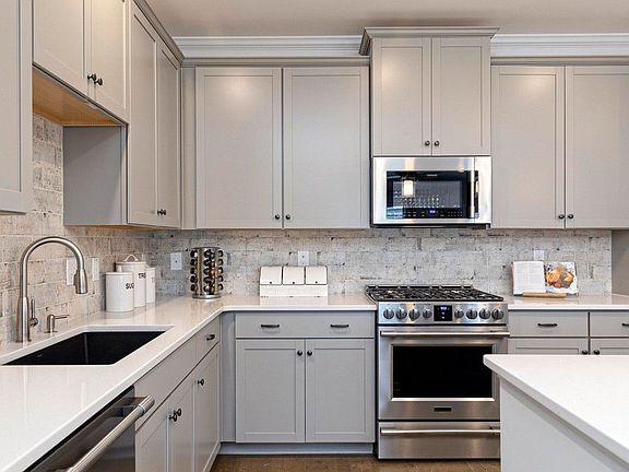 The Ellison - Kitchen