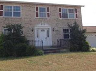 8902 Shannan Dr, Clinton, MD