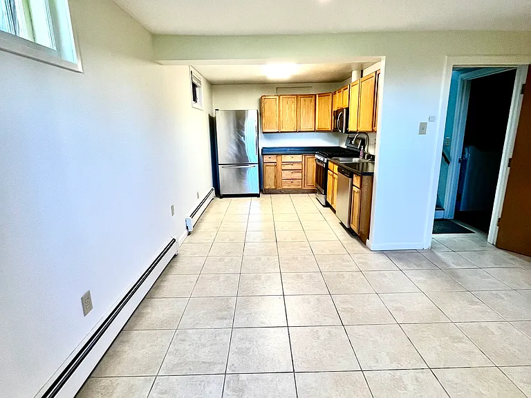 308 E Cook Ave #B — Photo 4