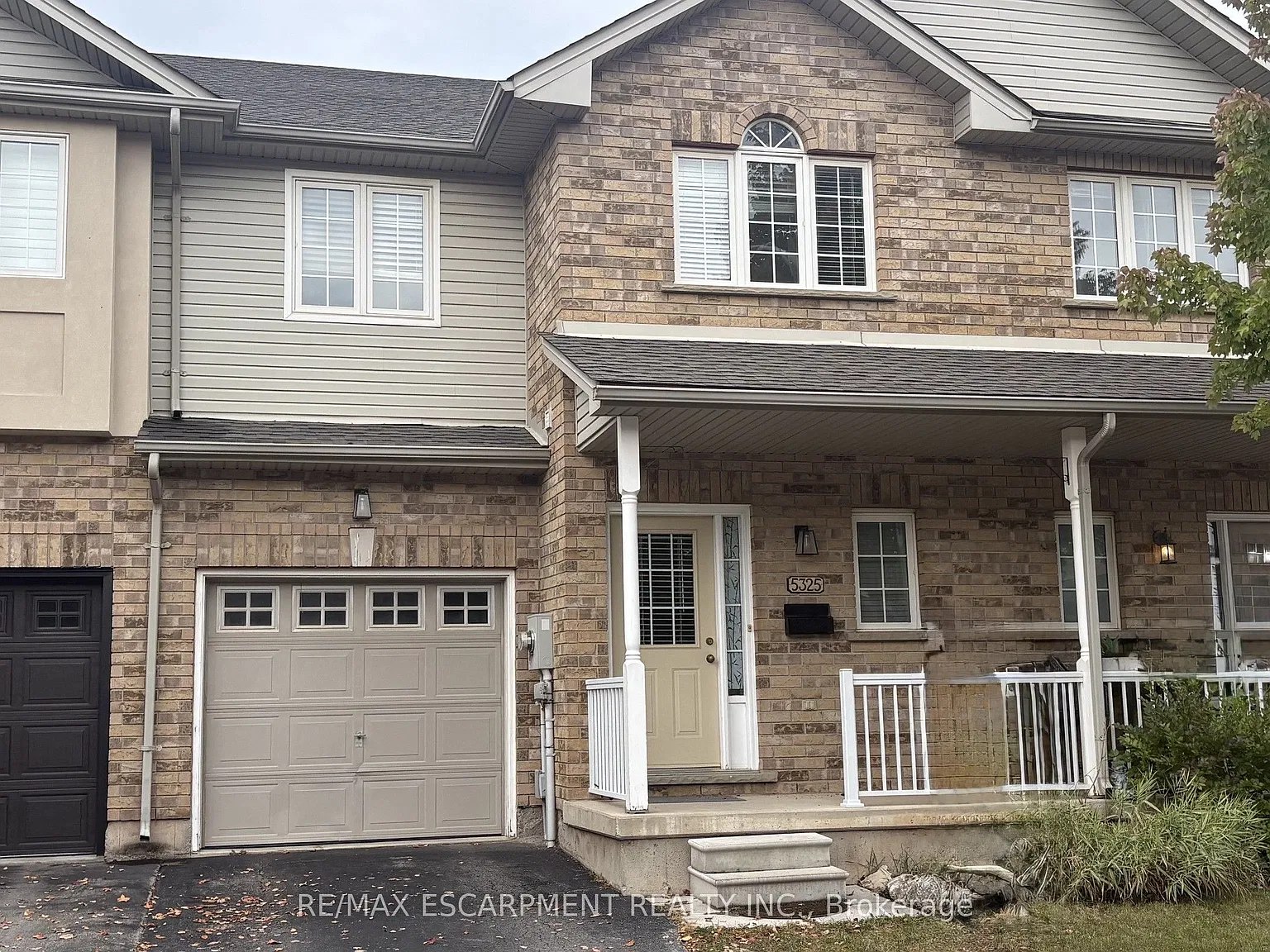 3 bed, $3,500 — Photo 2