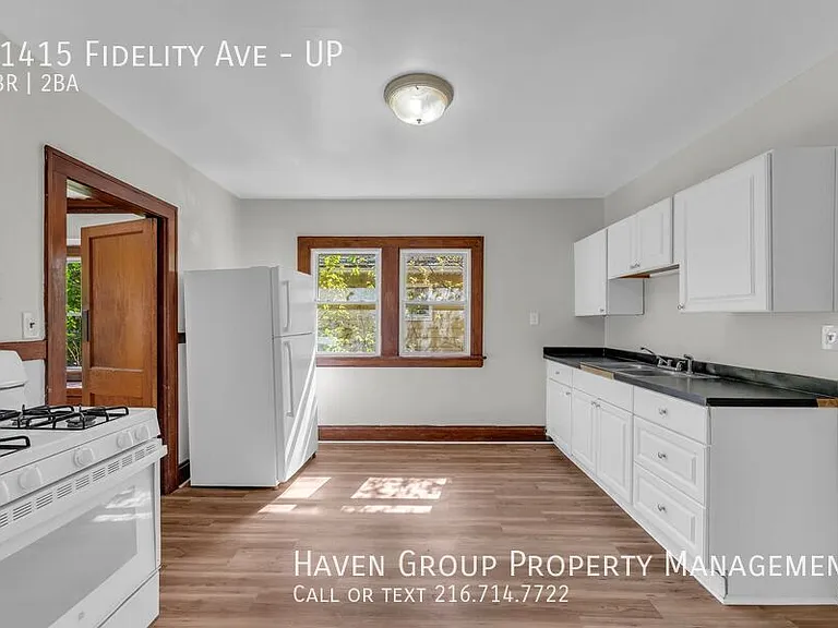 11415 Fidelity Ave #UP — Photo 11