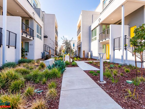 6818 Chroma Ct