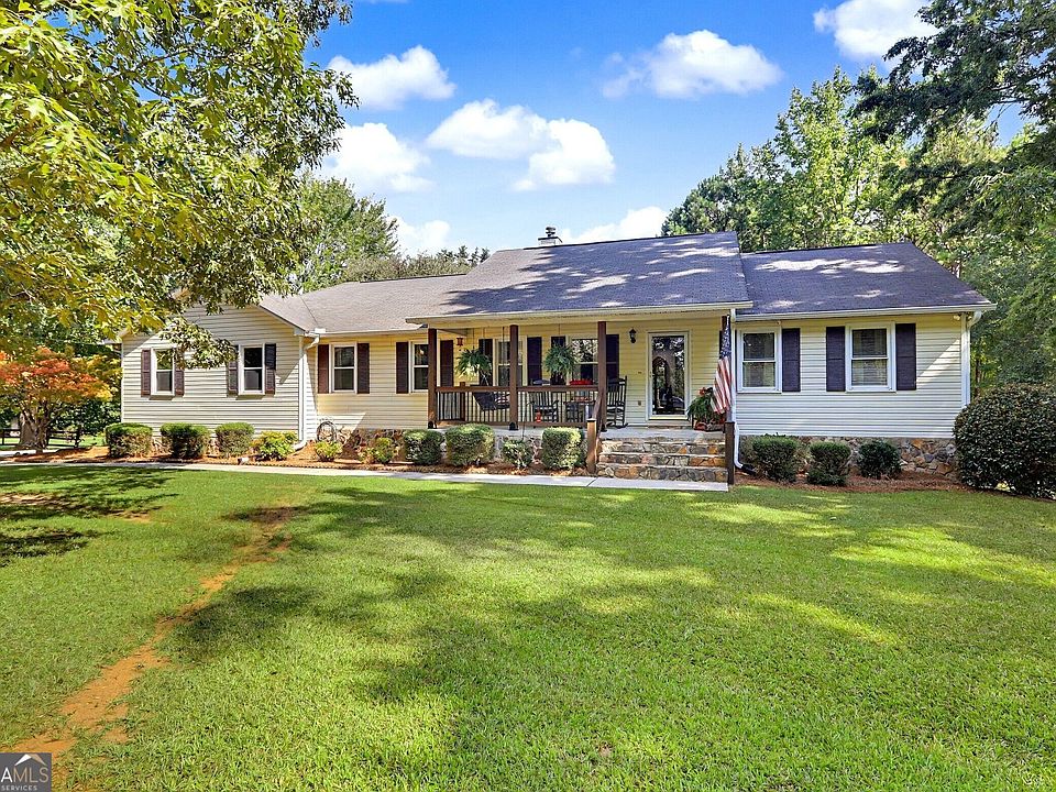 1st image of 305 Hillview Rd