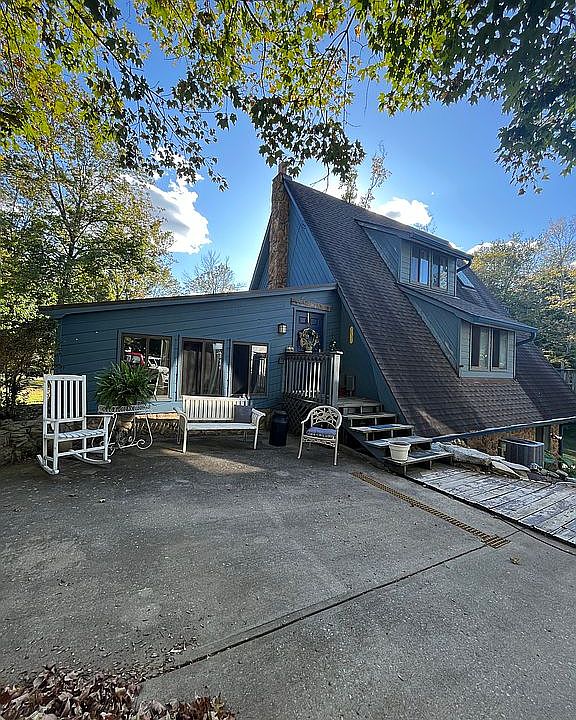 Main house 