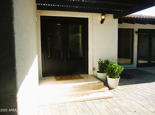 2068 E Cairo Dr, Tempe, AZ 85282