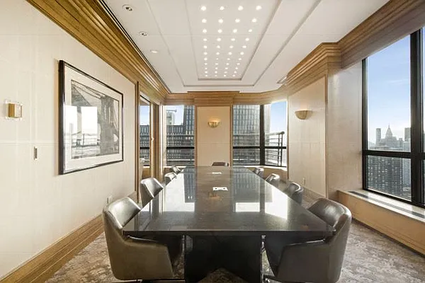 Rented by NextStopNY | media 16