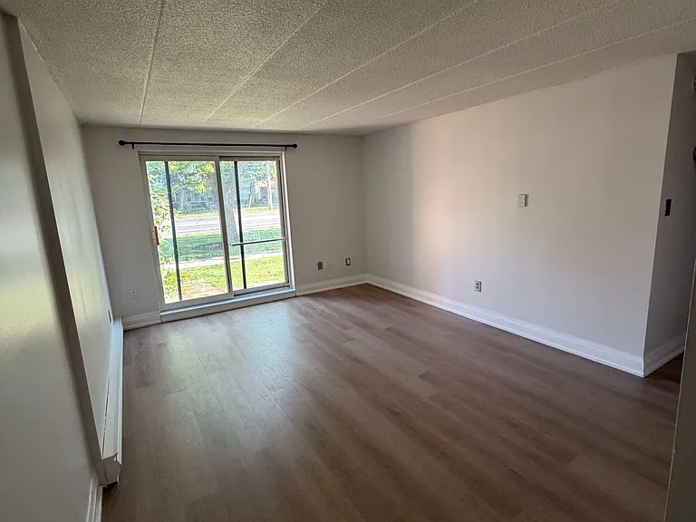 53 Taunton Rd E #86 — Photo 10
