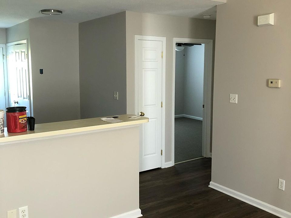 1st image of 212 Poplar St #B
