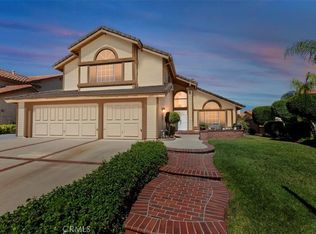 2450 Via Pacifica, Corona, CA 92882