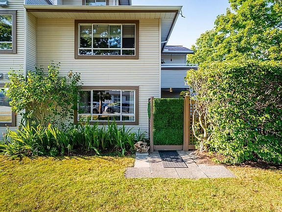 2nd image of 15991 Thrift Ave #104