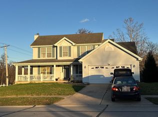 1300 Presidents Landing Dr, O'Fallon, MO 63366
