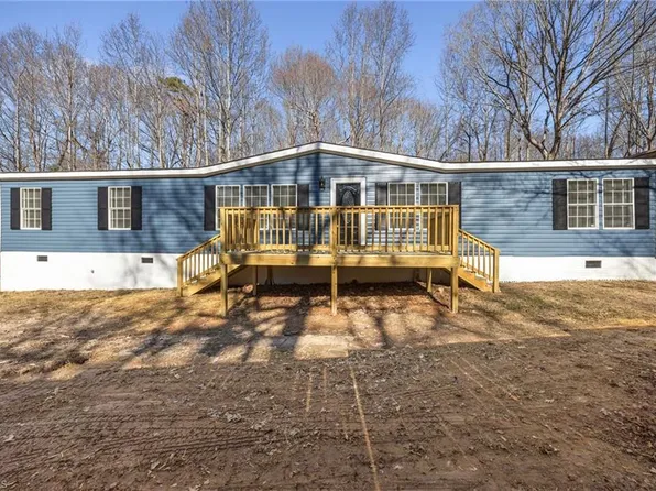 5705 Union Grove Church Rd, Seagrove, NC 27341