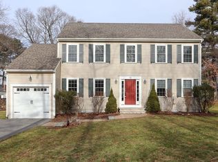 25 Crest Rd, Natick, MA 01760
