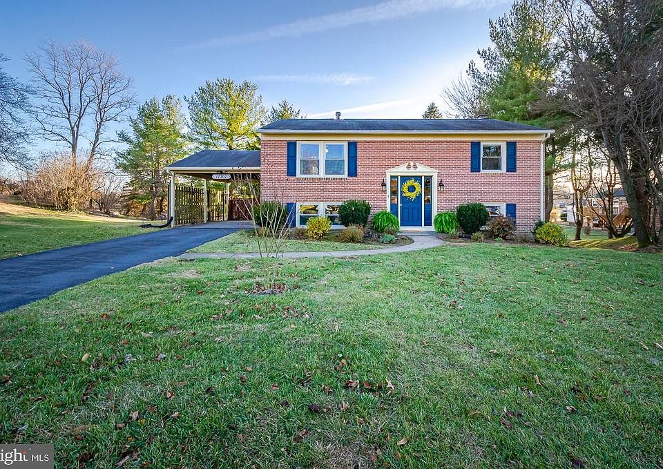 1st image of 17707 Rockcrest Ct