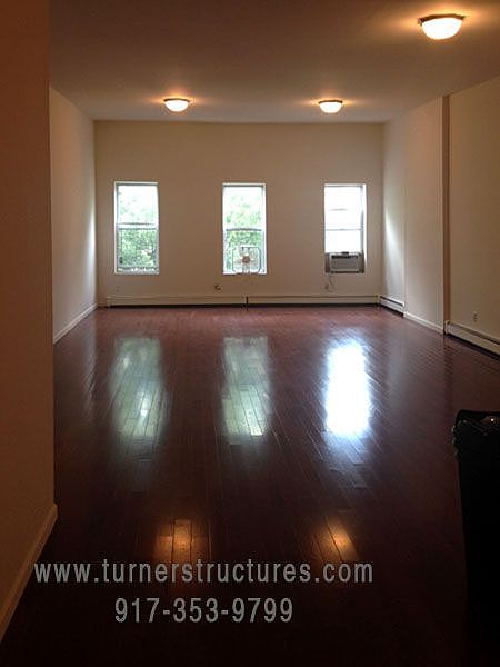 2nd image of 204 15th St