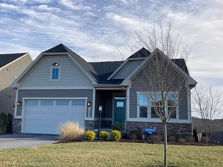 7045 Eaglehead Dr — Photo 30