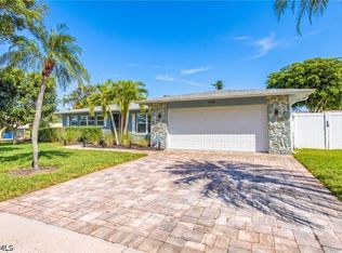 1468 N Larkwood Sq, Fort Myers, FL 33919