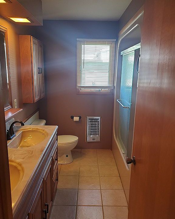 1st image of 134 W Sumner St