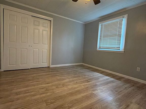 4th image of 5003 Terry Dr