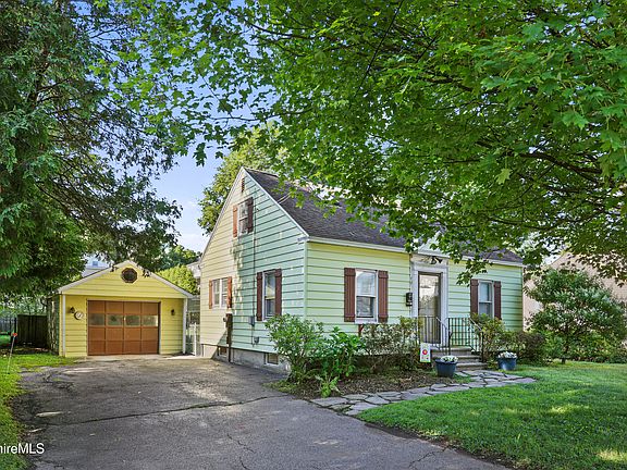 2nd image of 14 Stockbridge Ave