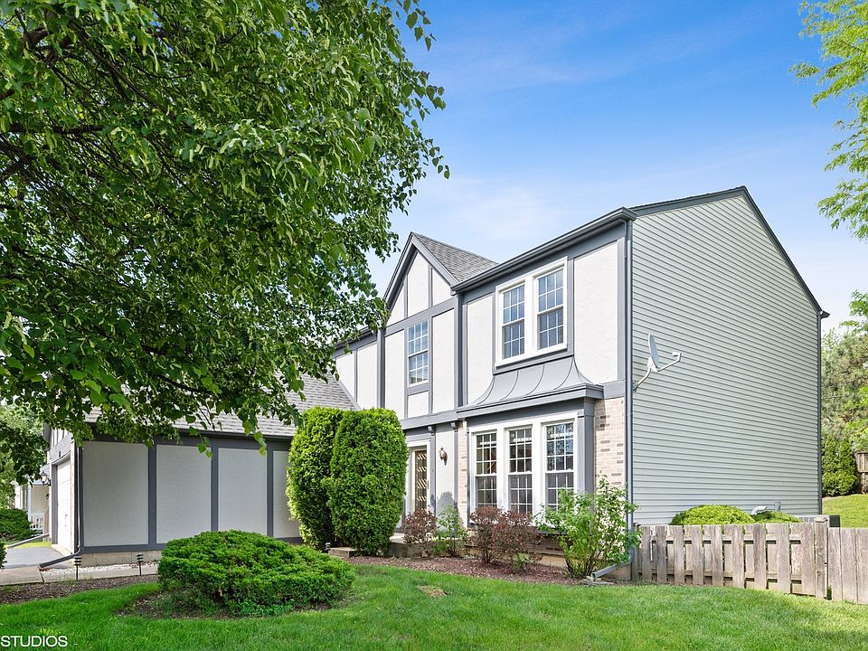 1st image of 792 Edelweiss Dr