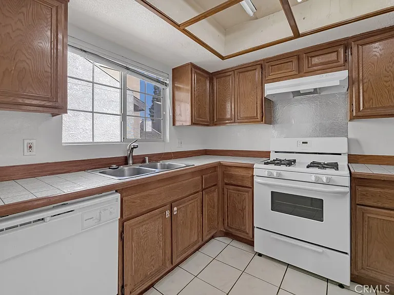 20155 Keswick St #211 — Photo 11