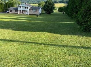 77 Twin Church Rd, Berwick, PA 18603