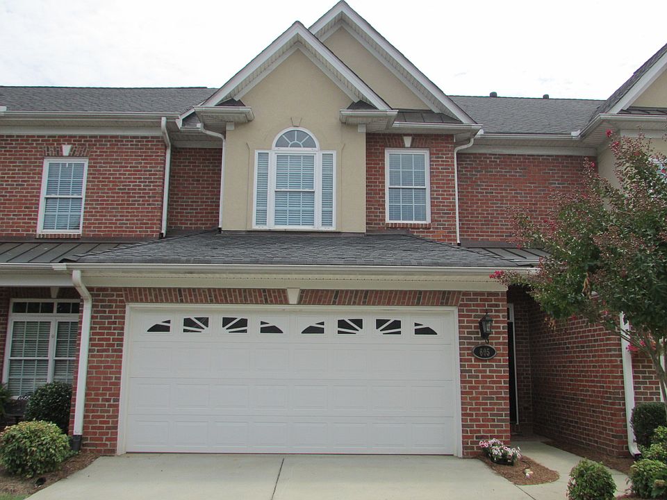 2 Car Garage and driveway