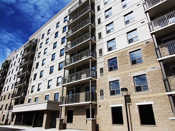 2nd image of 239 Auburn Dr #604