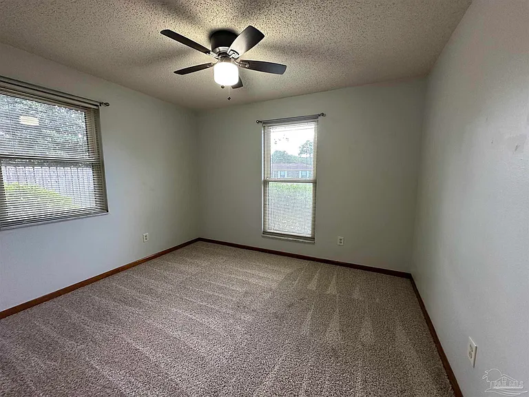2952 Breckenridge Dr — Photo 14