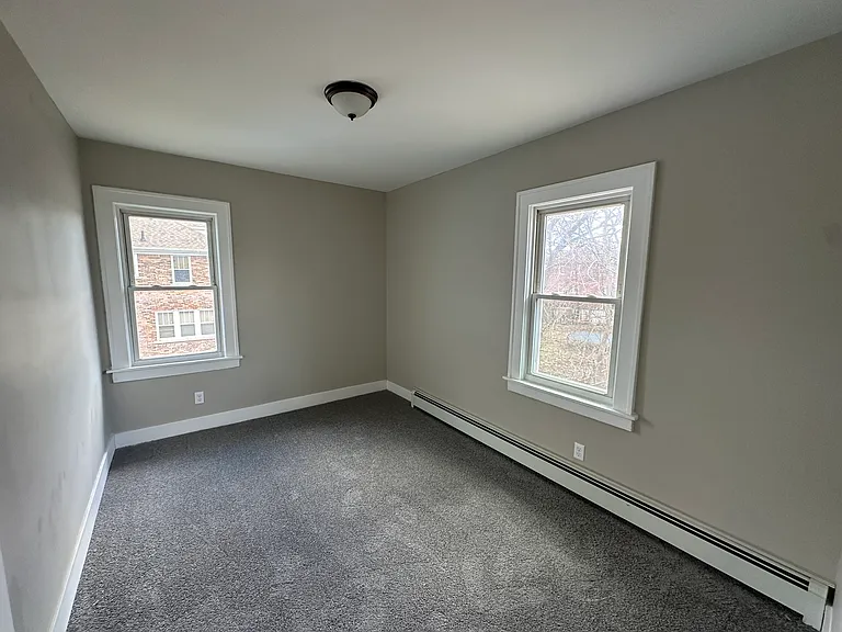 327 Liberty St #3 — Photo 13