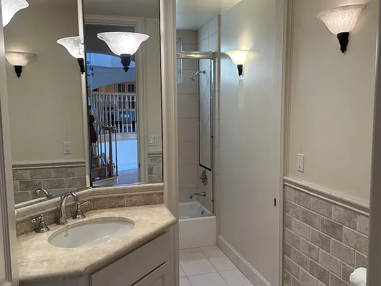 8120 Billowvista Dr — Photo 15