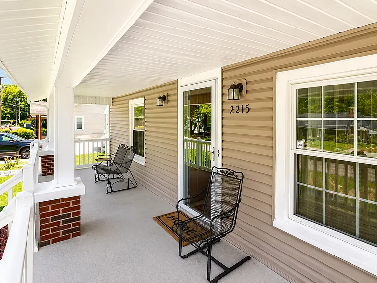 2215 Albion St — Photo 4