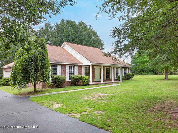 3rd image of 2734 Lee Road 165