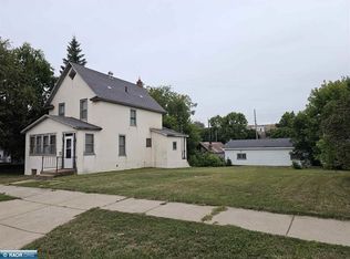 308 2nd St SW, Chisholm, MN 55719