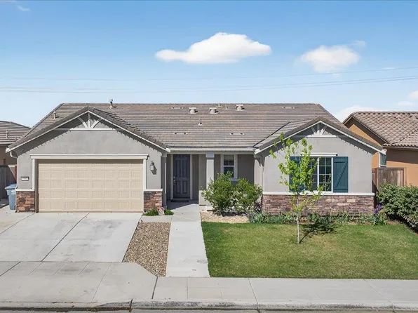 1442 Encantada Ave, Madera, CA 93637