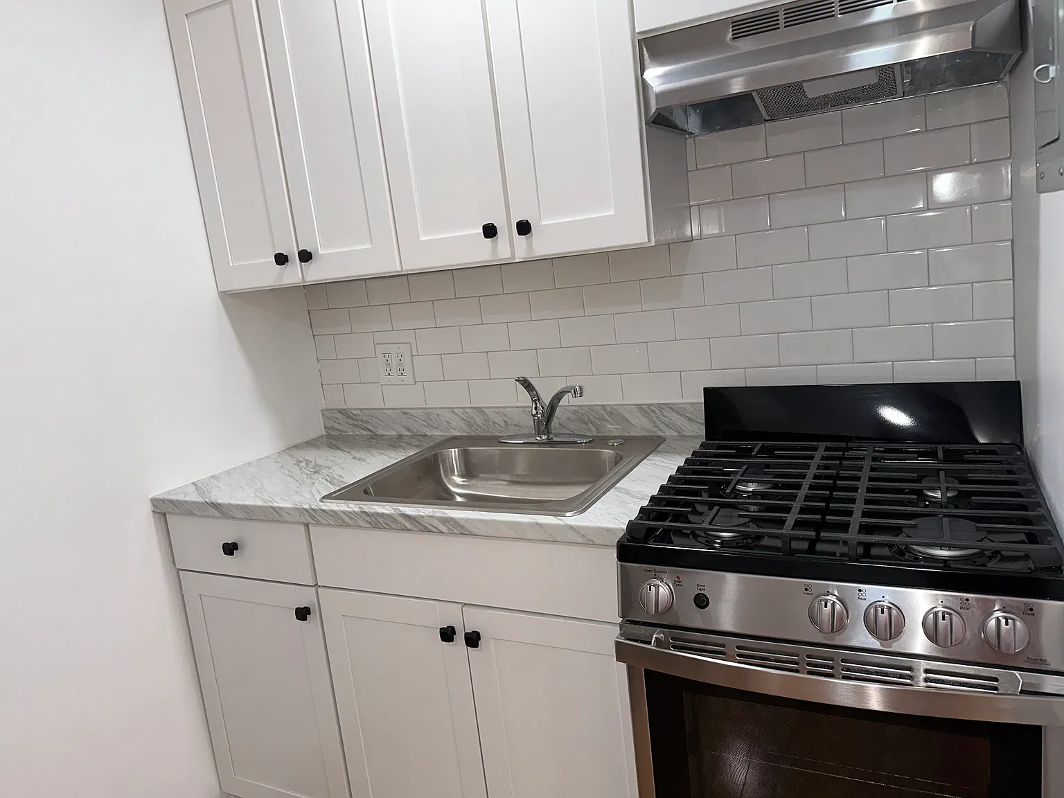 1104 Palisade Ave — Photo 4