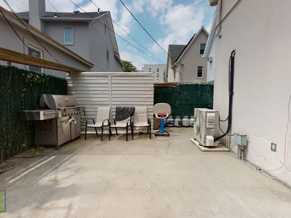 2112 Avenue L image 23 of 23