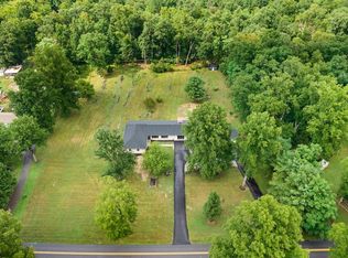 374 Weaver Ln, Martinsburg, WV 25403