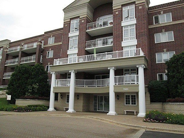 1st image of 7021 W Touhy Ave