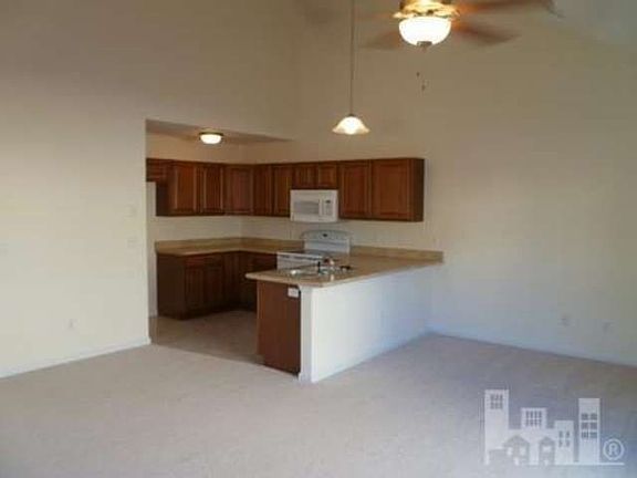 5th image of 145 Lincoln Place Cir