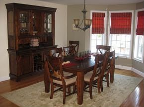 Dining rm w/Bay window bump