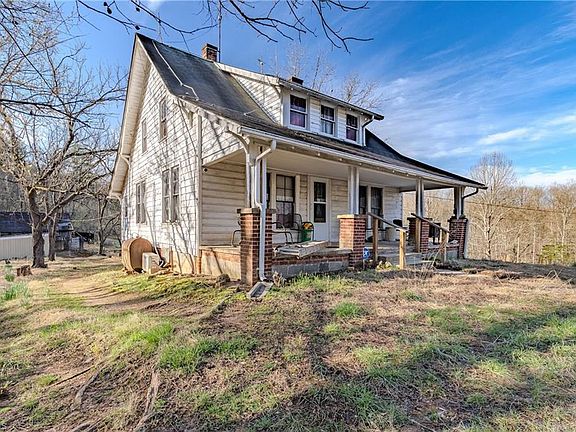 2nd image of 251 Rousseau Farm Rd